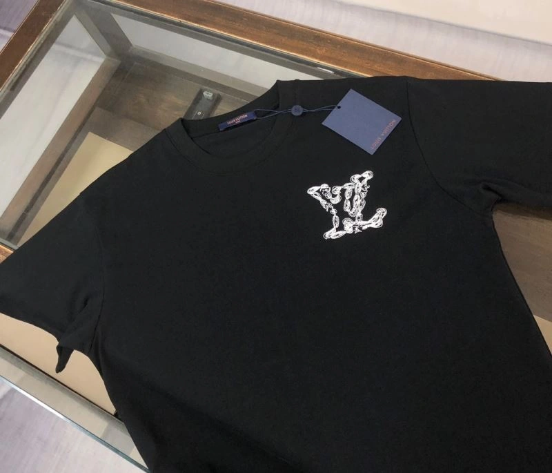 Louis Vuitton T-Shirts Upgraded 138874