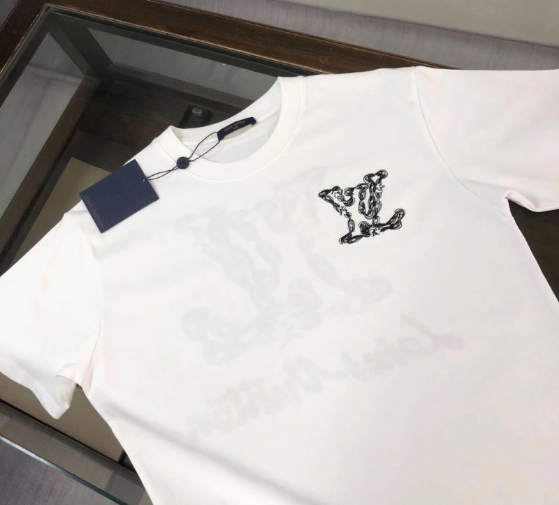 Chic Louis Vuitton T-Shirts 138880