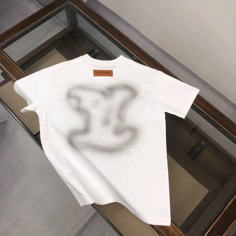 UrbanStyle Louis Vuitton T-Shirts 138868
