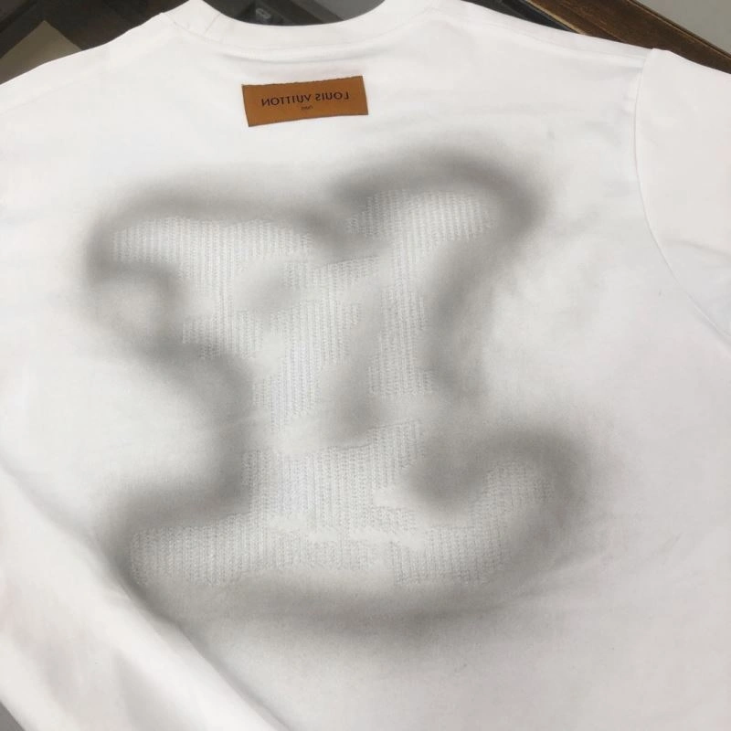UrbanStyle Louis Vuitton T-Shirts 138868