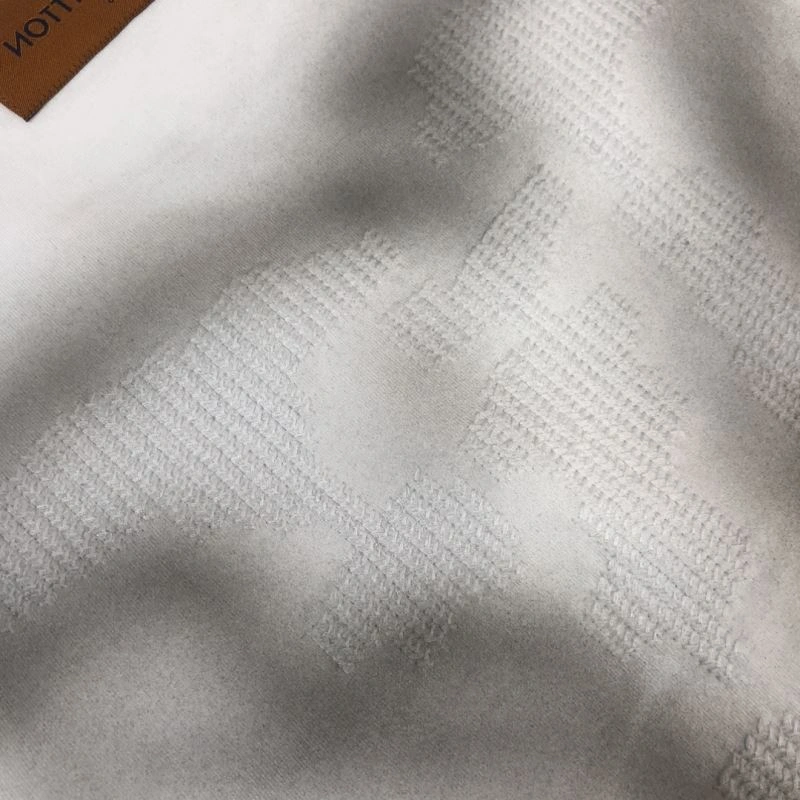 UrbanStyle Louis Vuitton T-Shirts 138868
