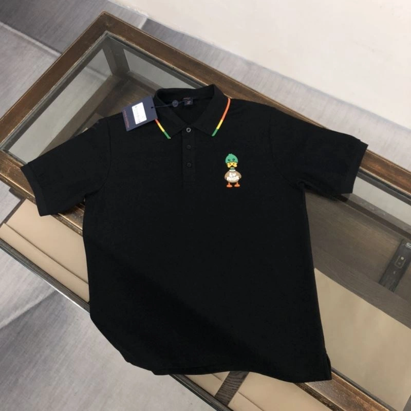 Sleek Louis Vuitton T-Shirts 138881