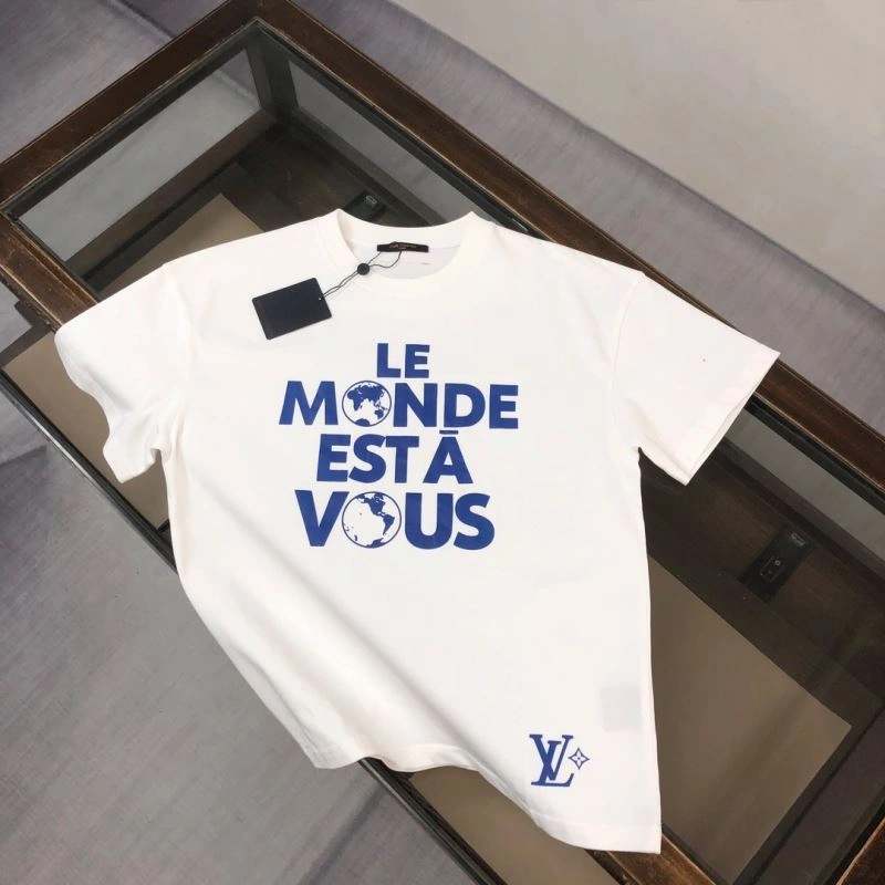 Sophisticated Louis Vuitton T-Shirts 138860