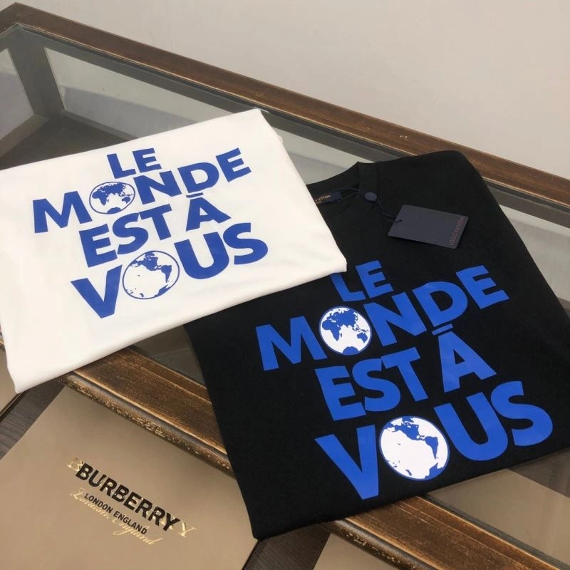 Sophisticated Louis Vuitton T-Shirts 138860