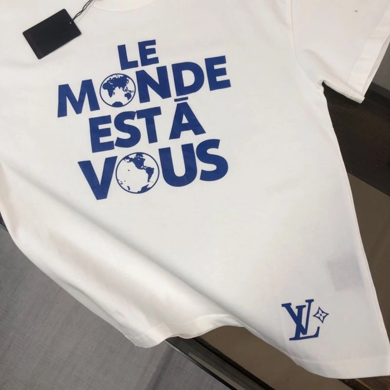 Sophisticated Louis Vuitton T-Shirts 138860