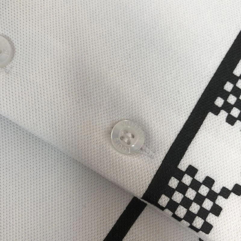 UrbanChic Louis Vuitton T-Shirts 138862