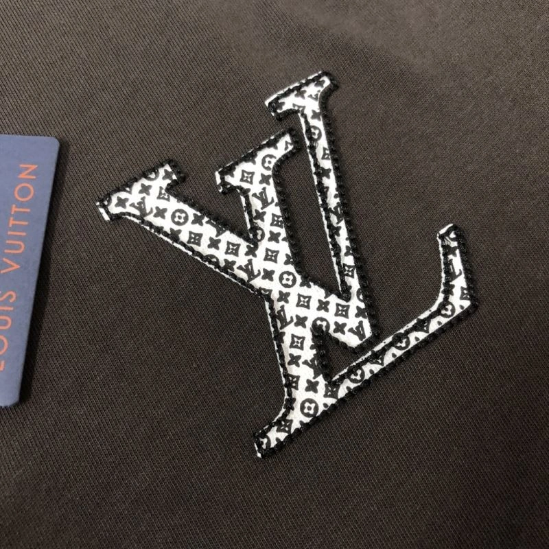 Louis Vuitton T-Shirts Lightweight 138834