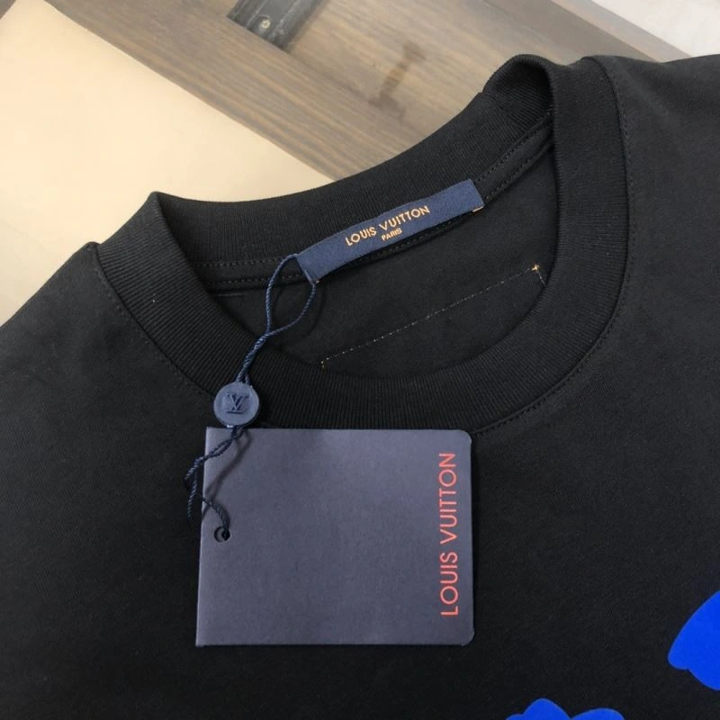 ModernLook Louis Vuitton T-Shirts 138833