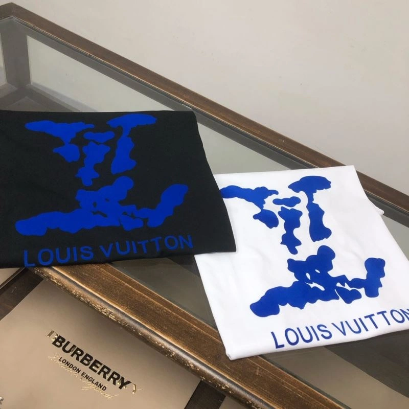 Stylish Louis Vuitton T-Shirts 138846
