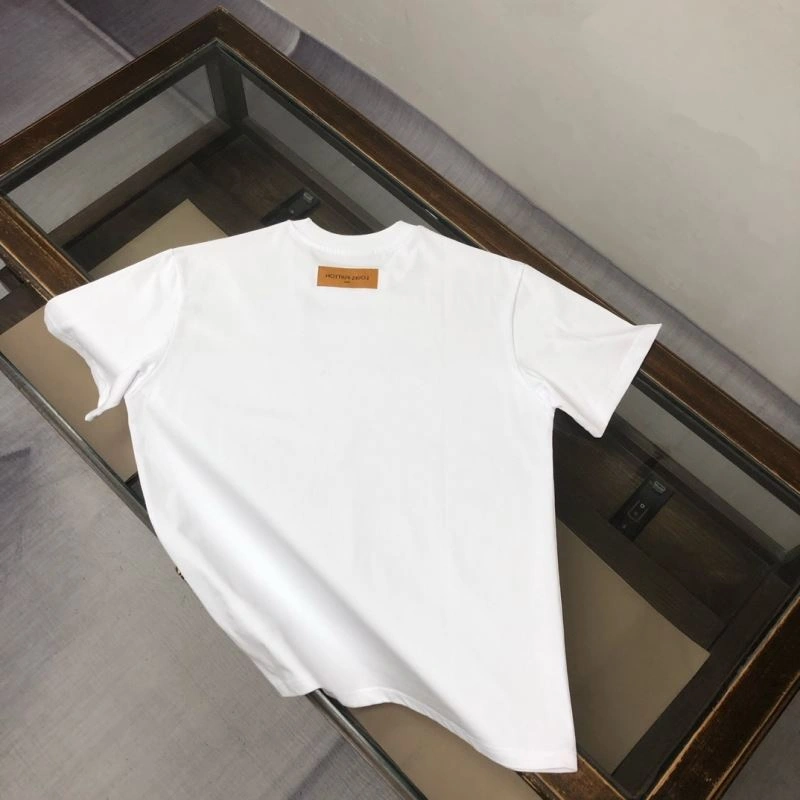 Stylish Louis Vuitton T-Shirts 138846