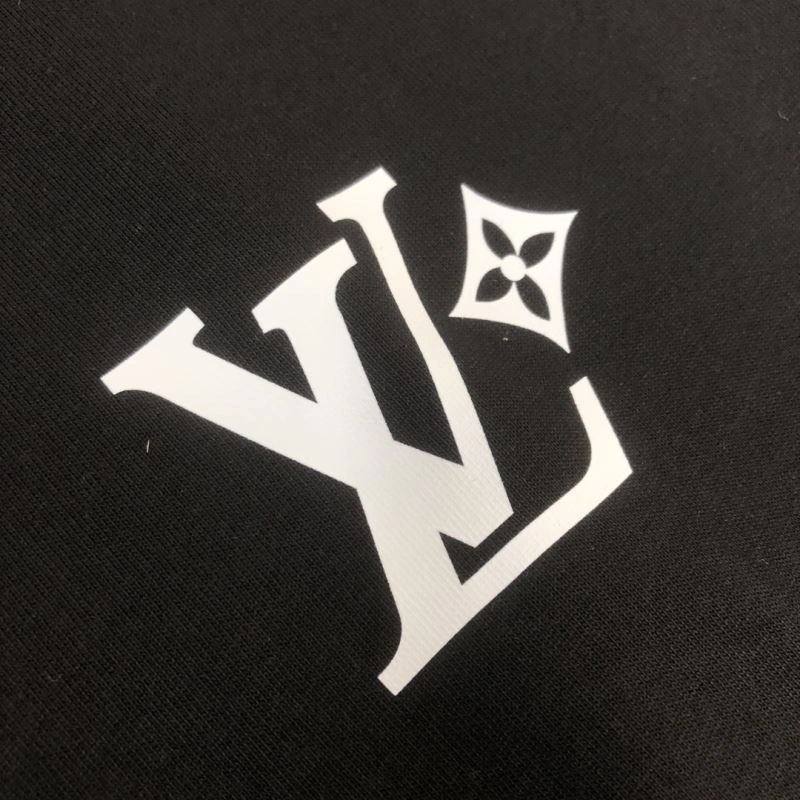 Popular Louis Vuitton T-Shirts 138836
