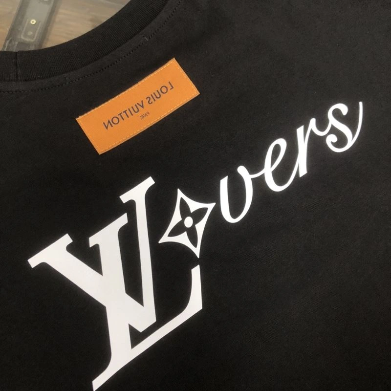 Popular Louis Vuitton T-Shirts 138836