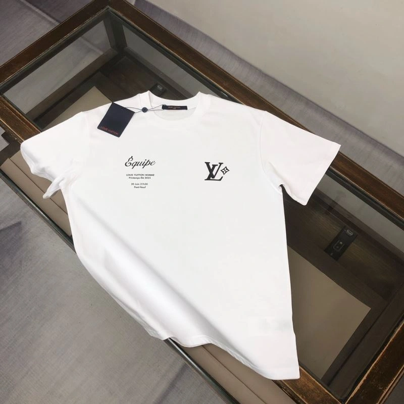 Elegant Louis Vuitton T-Shirts 138844
