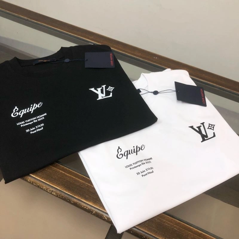 Elegant Louis Vuitton T-Shirts 138844