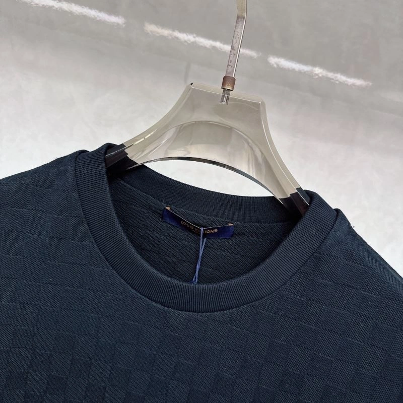 Louis Vuitton T-Shirts Trendsetting 138839