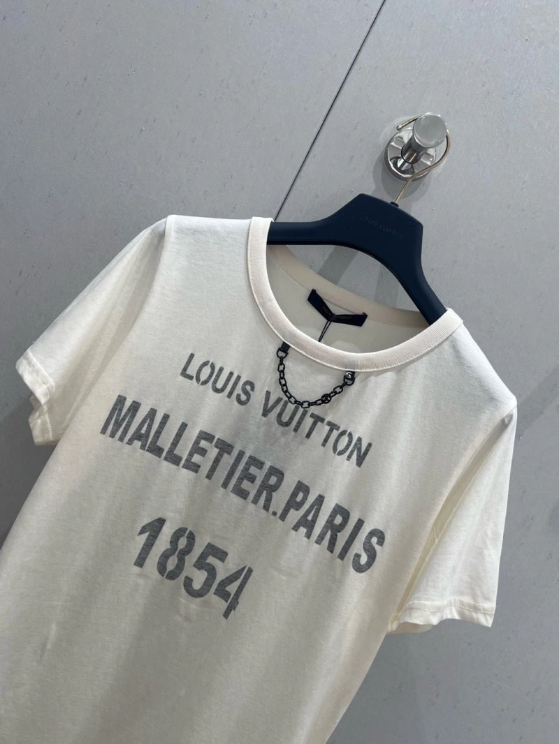 EyeCatching Louis Vuitton T-Shirts 131181