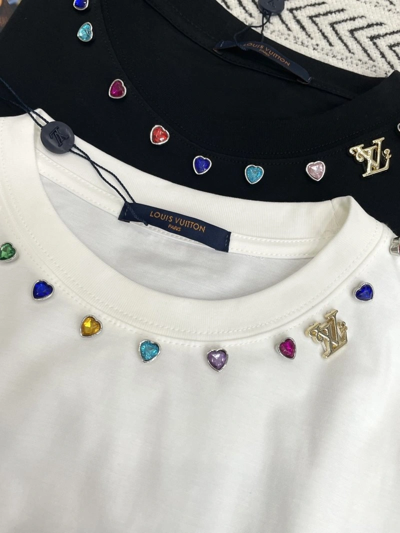 Attractive Louis Vuitton T-Shirts 131179