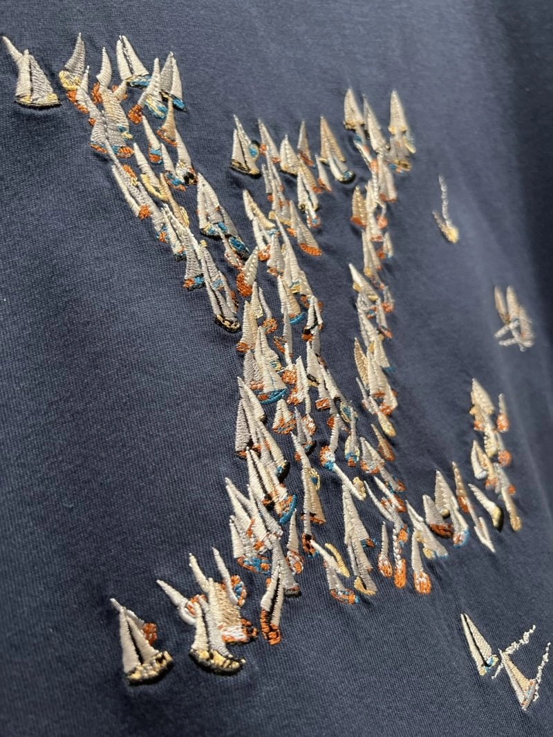 Tailored Louis Vuitton T-Shirts 131178