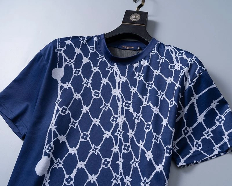 Louis Vuitton T-Shirts EyeCatching 139244
