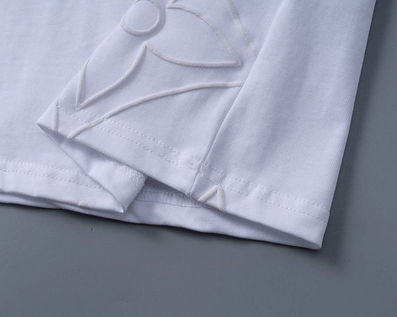 Louis Vuitton T-Shirts Sporty 139251
