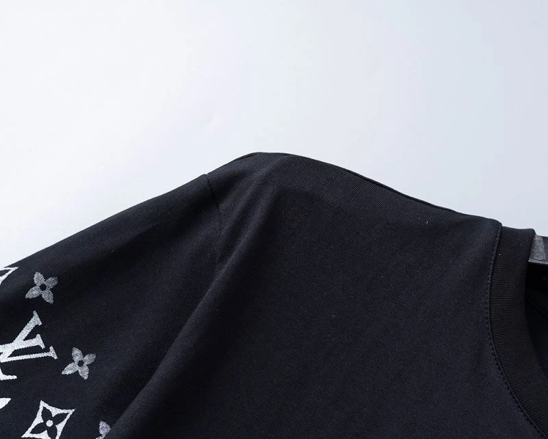 Packable Louis Vuitton T-Shirts 139261