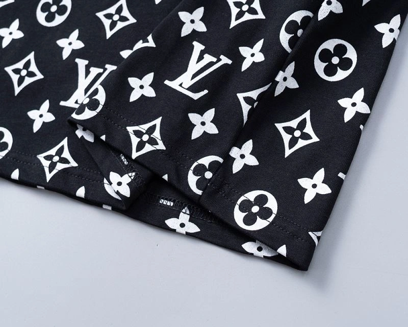 Packable Louis Vuitton T-Shirts 139261