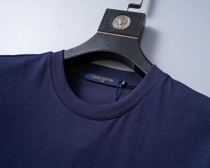 Packable Louis Vuitton T-Shirts 139261