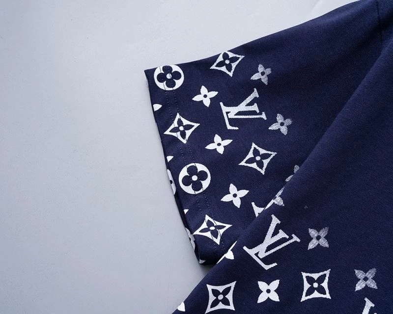 Packable Louis Vuitton T-Shirts 139261