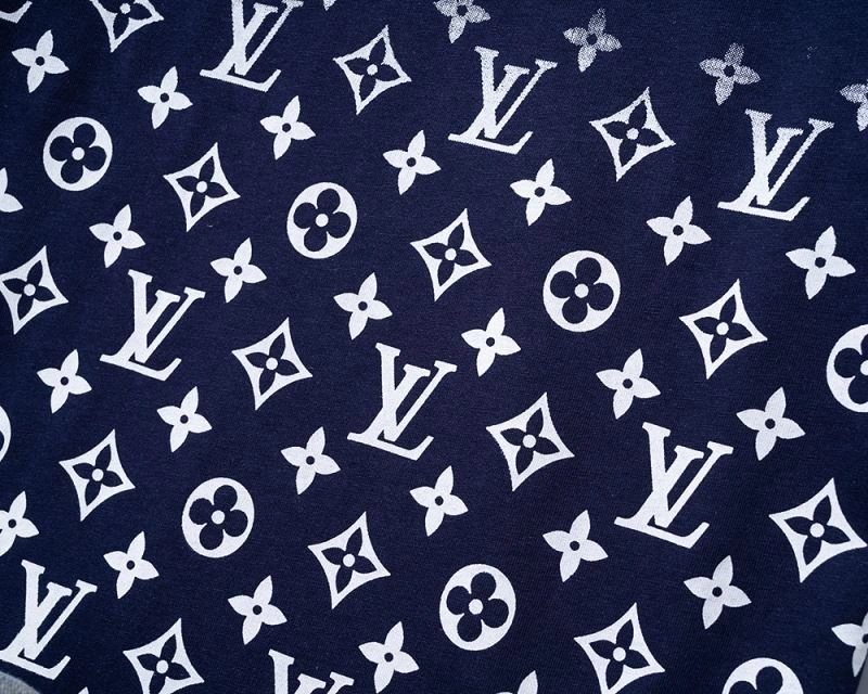 Packable Louis Vuitton T-Shirts 139261