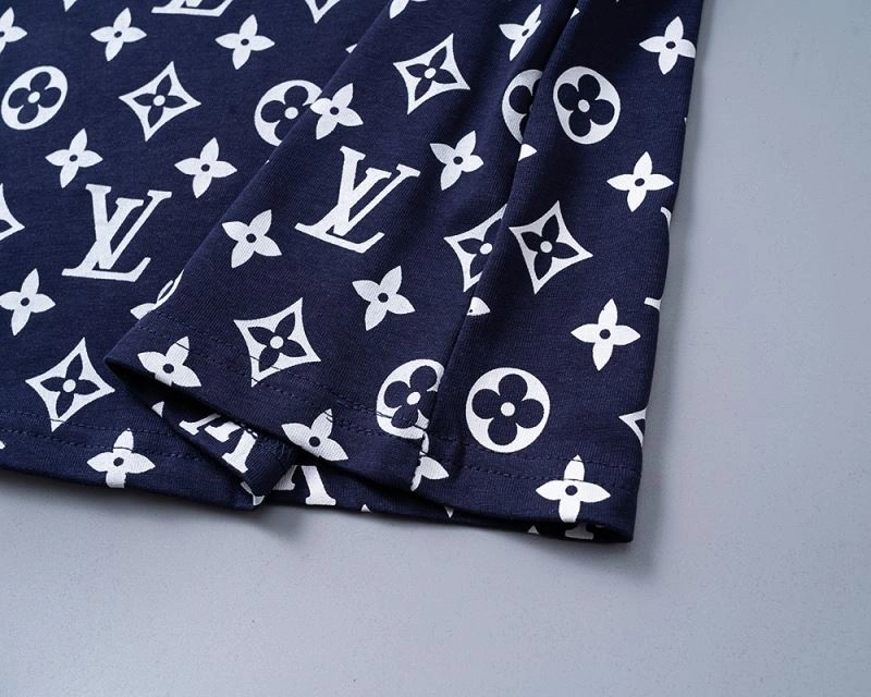 Packable Louis Vuitton T-Shirts 139261