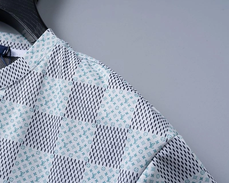 Louis Vuitton T-Shirts Stylish 139245