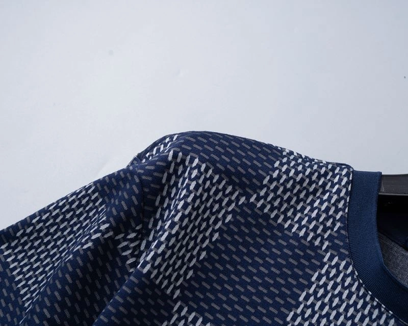 WellDesigned Louis Vuitton T-Shirts 130346