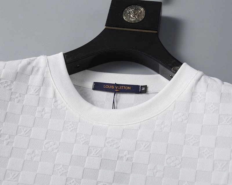 Louis Vuitton T-Shirts Supportive 139250