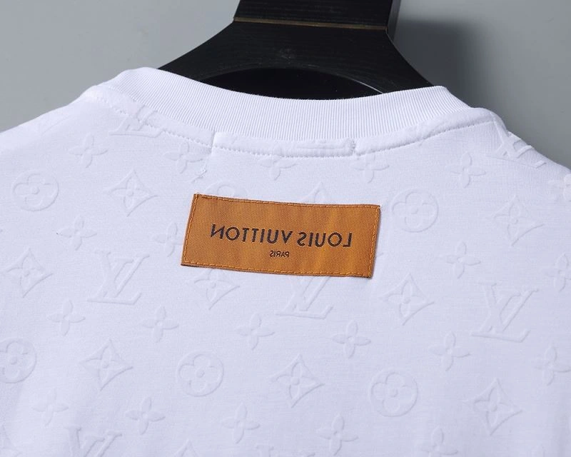 Attractive Louis Vuitton T-Shirts 139255