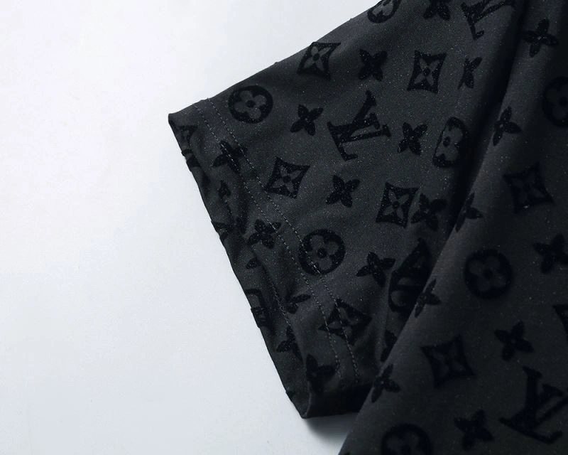 Attractive Louis Vuitton T-Shirts 139255