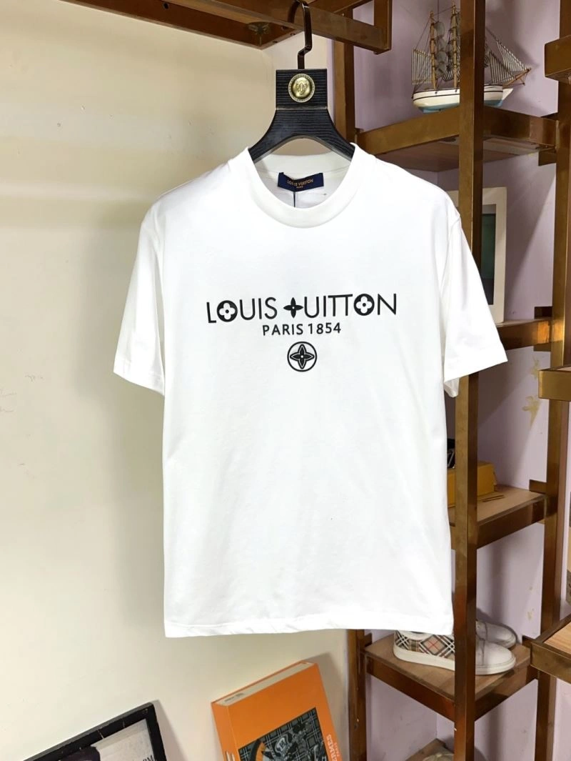 UrbanStyle Louis Vuitton T-Shirts 137336
