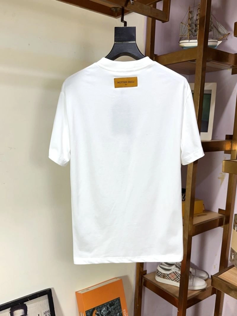UrbanStyle Louis Vuitton T-Shirts 137336