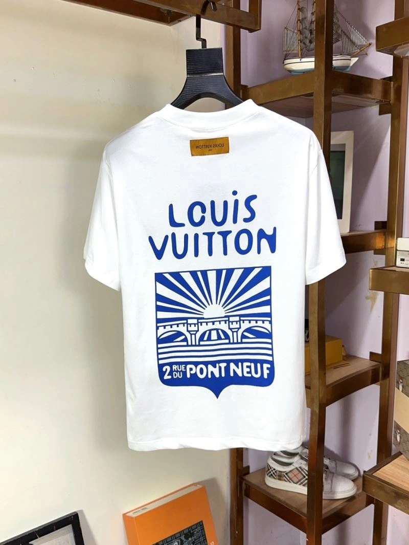 OdorResistant Louis Vuitton T-Shirts 137319