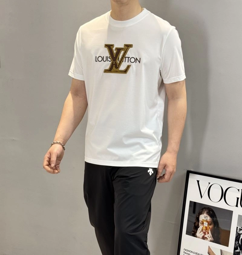 Comfortable Louis Vuitton T-Shirts 137312