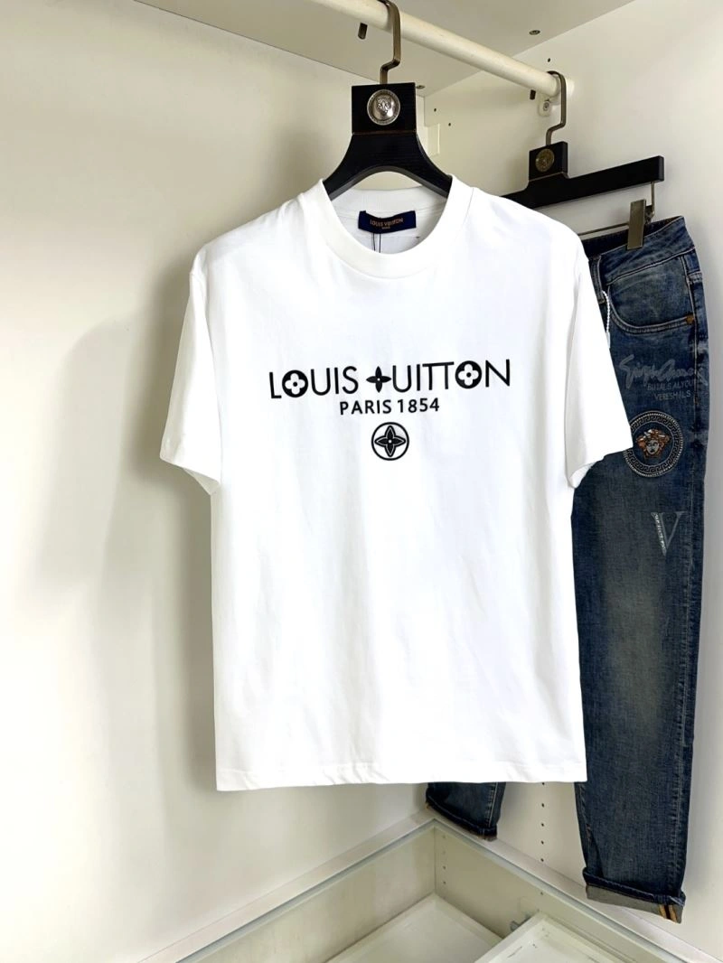 Louis Vuitton T-Shirts Breathable 137313