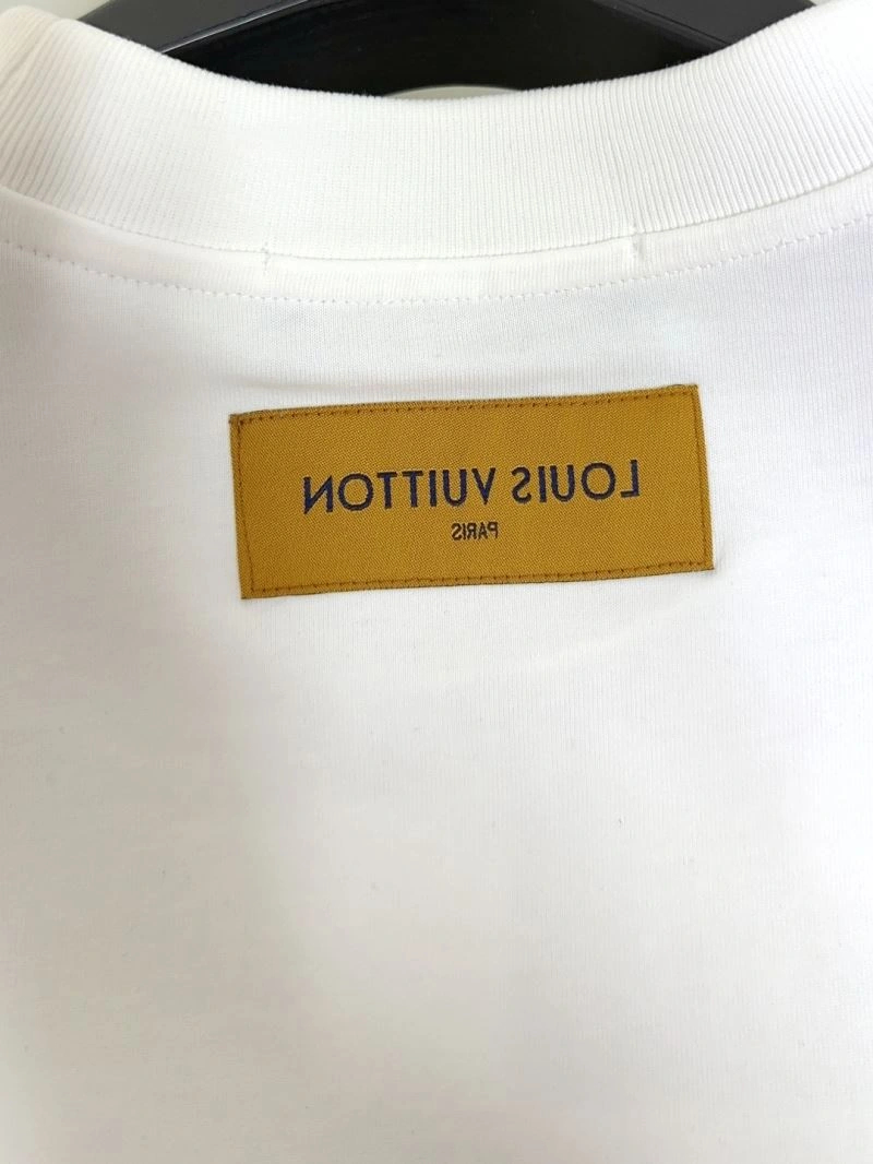 Louis Vuitton T-Shirts Breathable 137313
