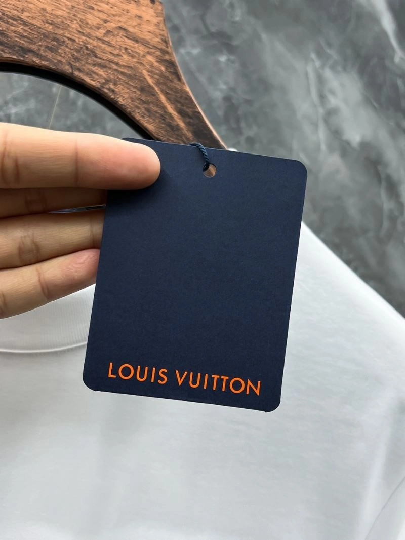 EasyMatch Louis Vuitton T-Shirts 137308