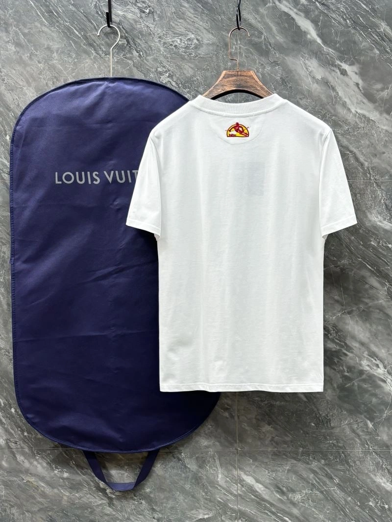 WellDesigned Louis Vuitton T-Shirts 137316
