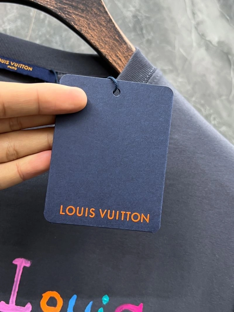 QuickDry Louis Vuitton T-Shirts 137311