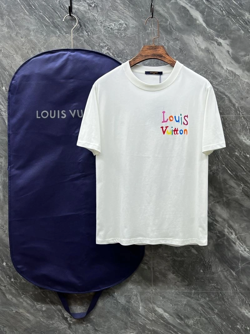 Louis Vuitton T-Shirts Soft 137318