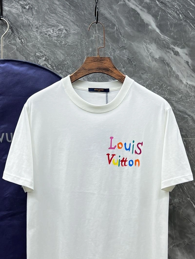 Louis Vuitton T-Shirts Soft 137318