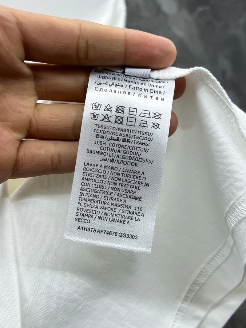 Louis Vuitton T-Shirts Soft 137318