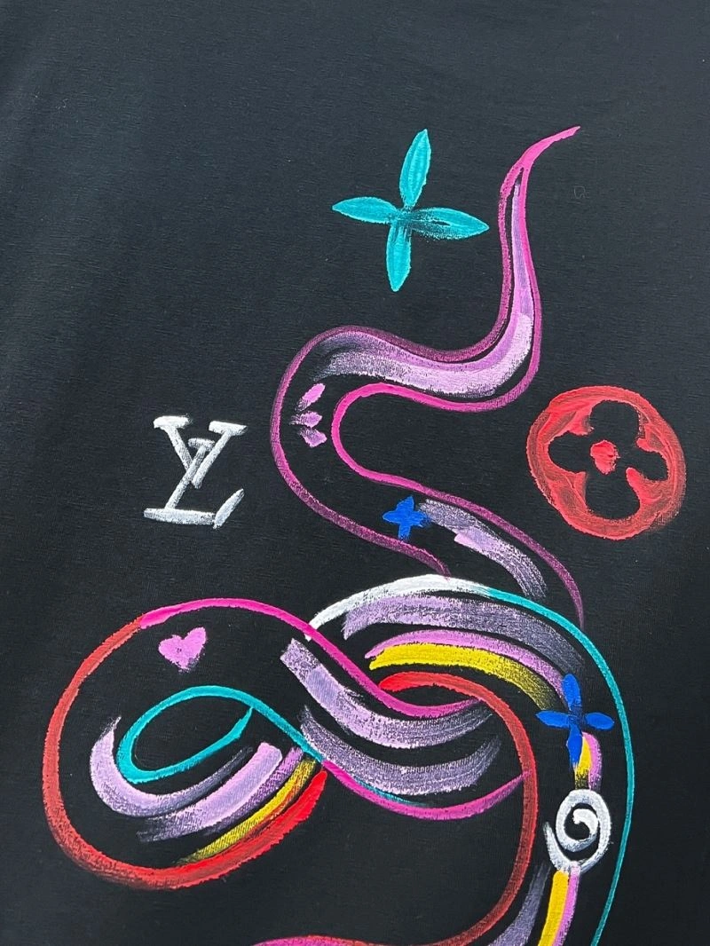 Supportive Louis Vuitton T-Shirts 137307