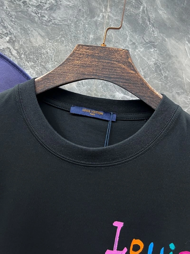Supportive Louis Vuitton T-Shirts 137307