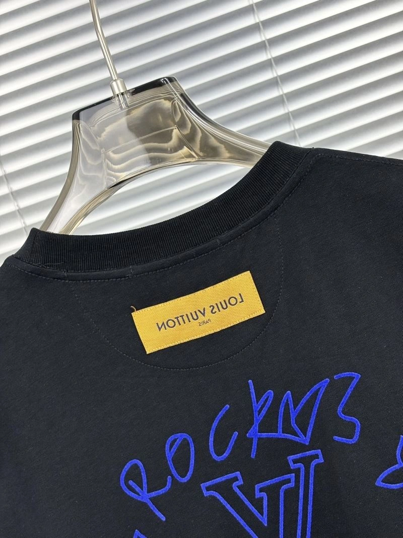 Louis Vuitton T-Shirts WellDesigned 137305